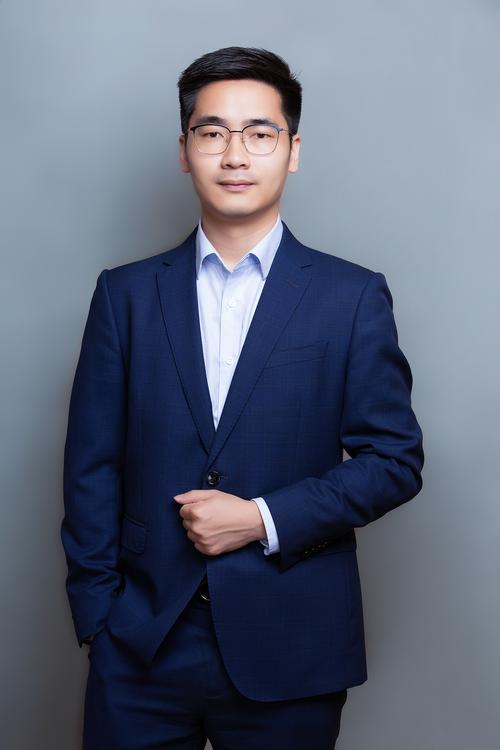 马荣真灯光与摄影艺术负责人